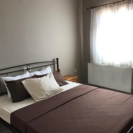 公寓 Livadi Center Mountain View *